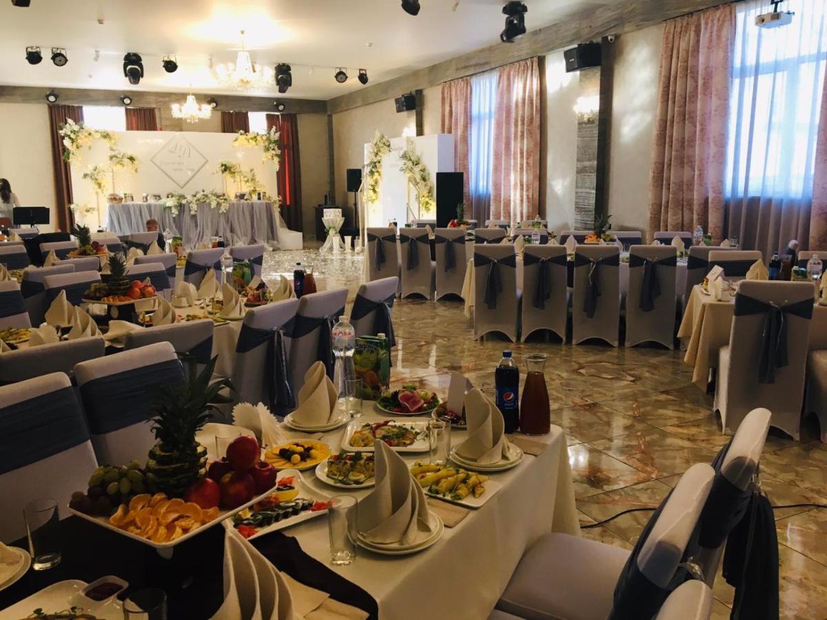 Отель Бессарабия Ismail Exterior foto